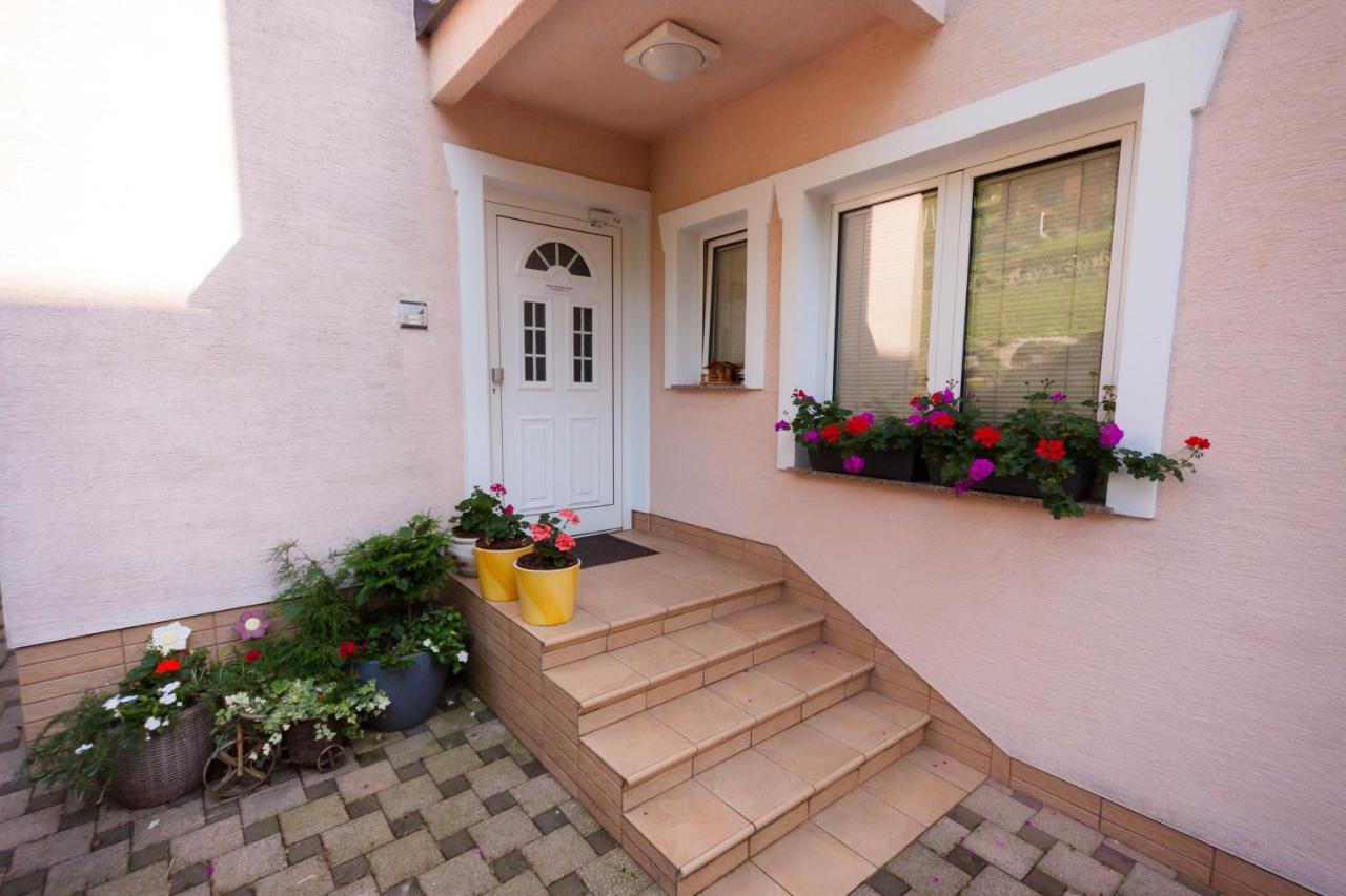 Apartmani Strsoglavec Krapinske Toplice Εξωτερικό φωτογραφία